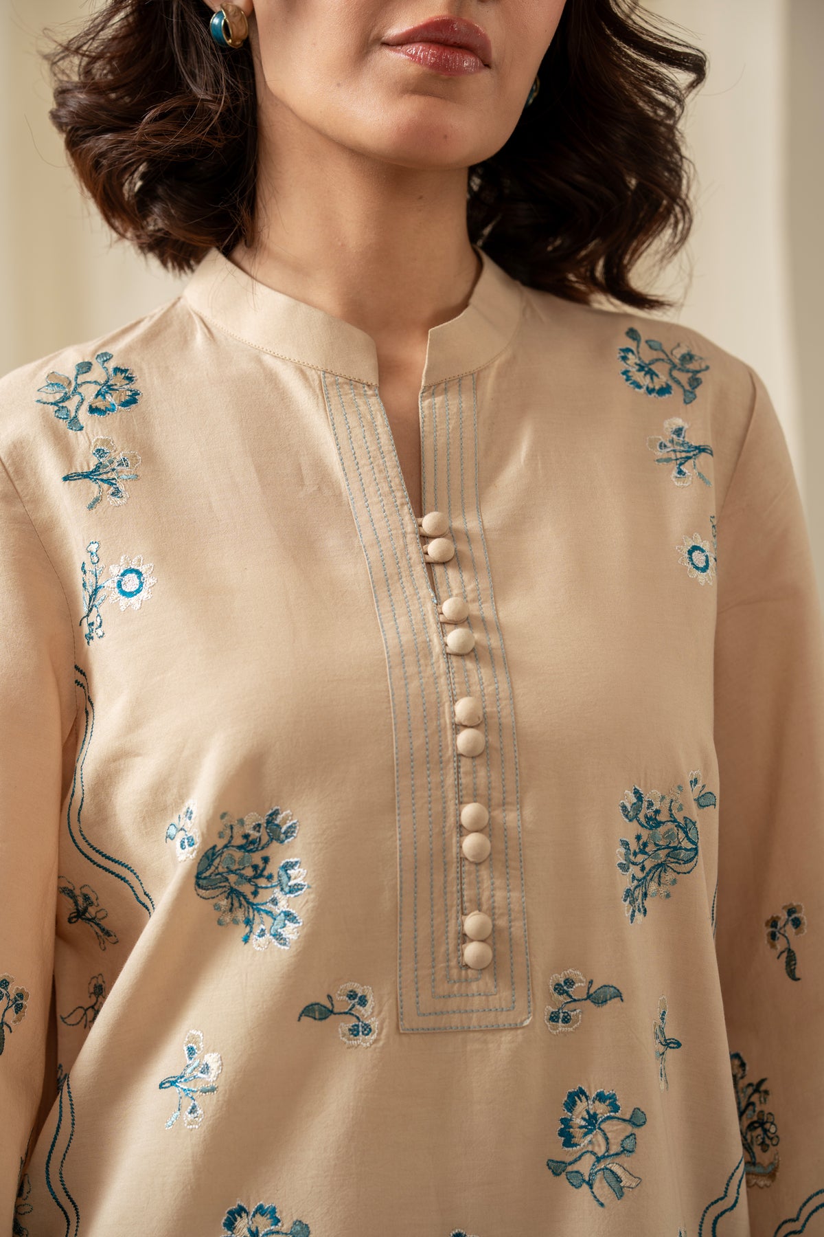 STITCHED SHIRT BOTTOM