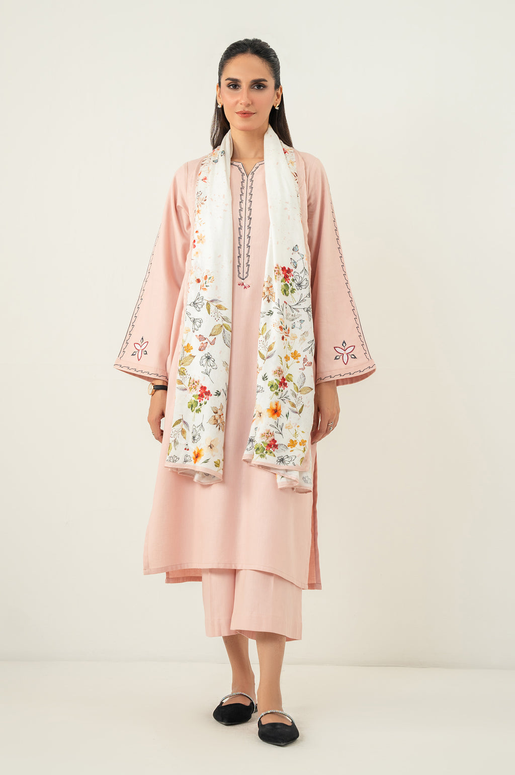 EMBROIDERED SUIT