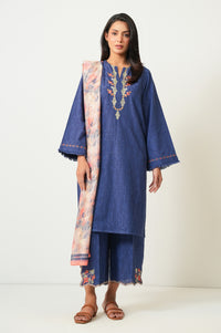 EMBROIDERED SUIT