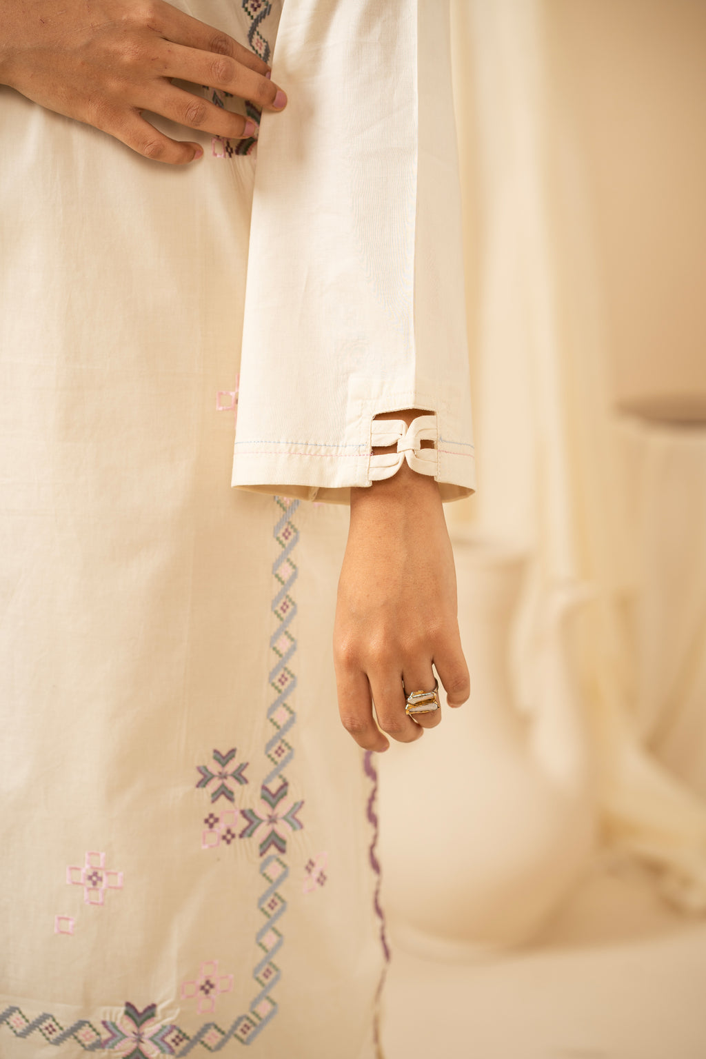 STITCHED EMBROIDERED CAMBRIC SUIT