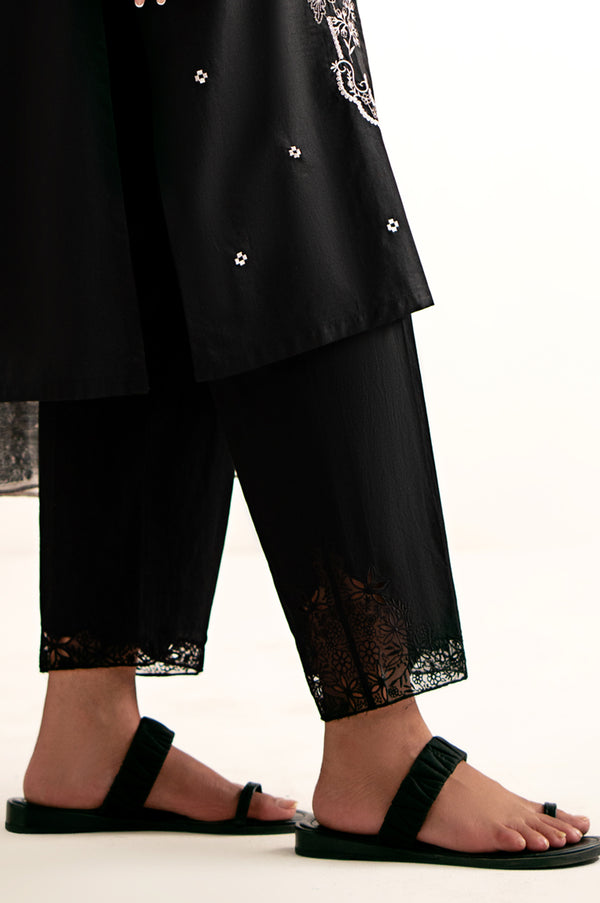 Embroidered Cambric Bottom - Black