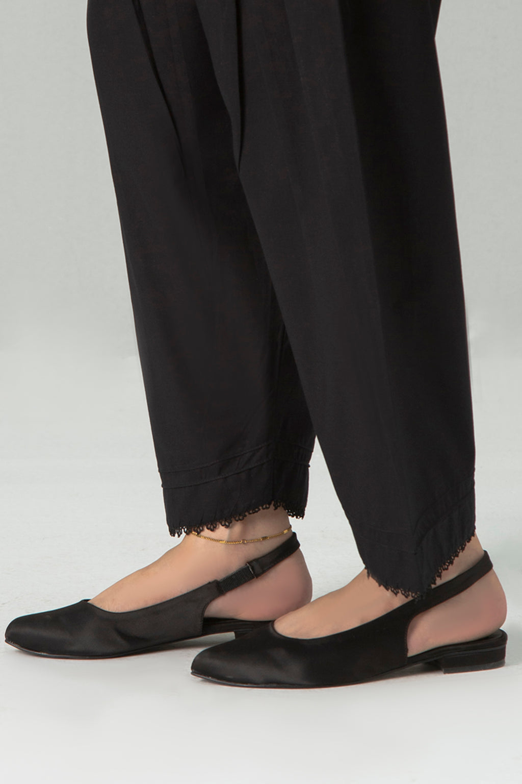 STYLIZED CAMBRIC SHALWAR