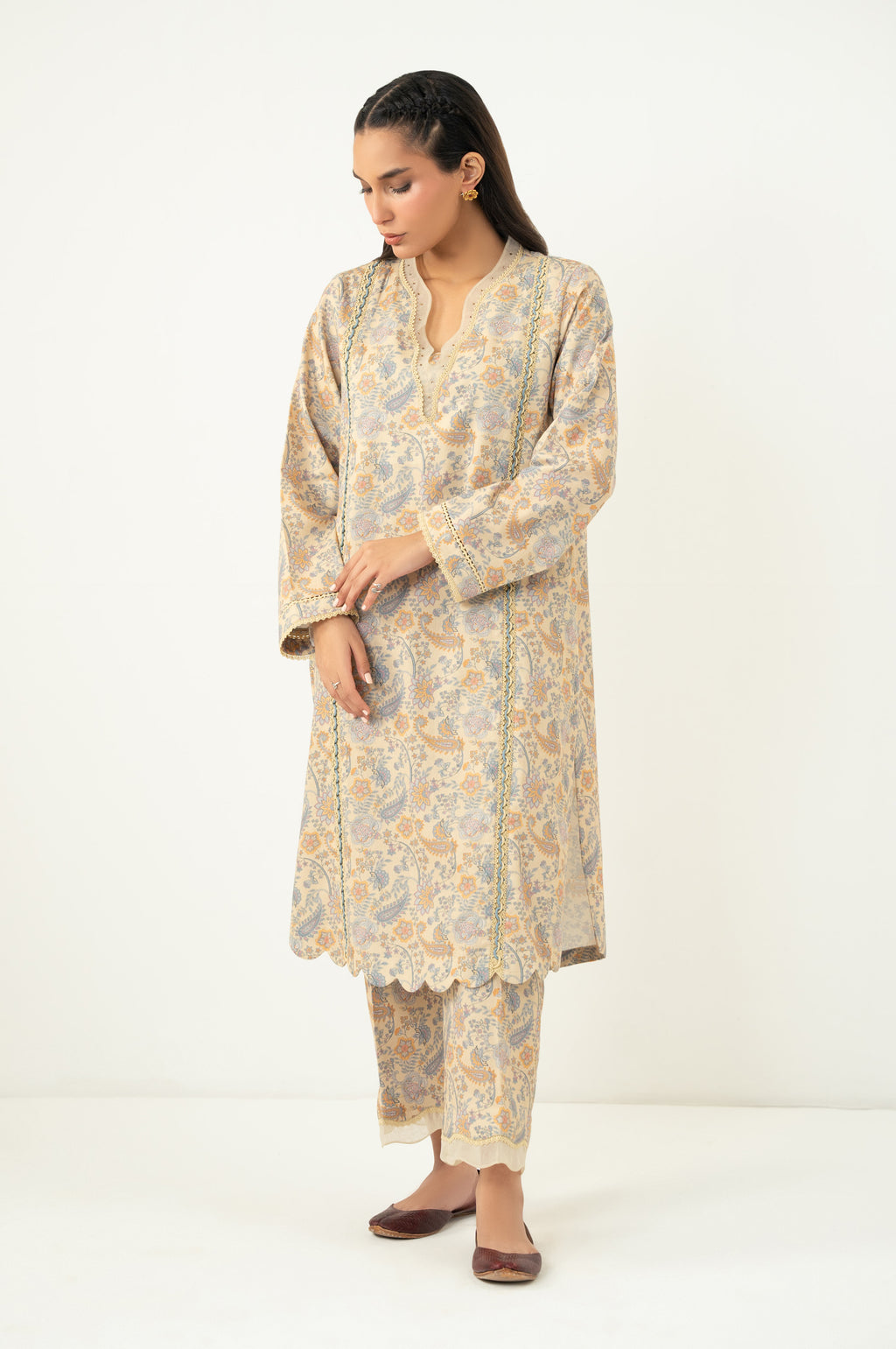 UNSTITCHED PRINTED SUIT