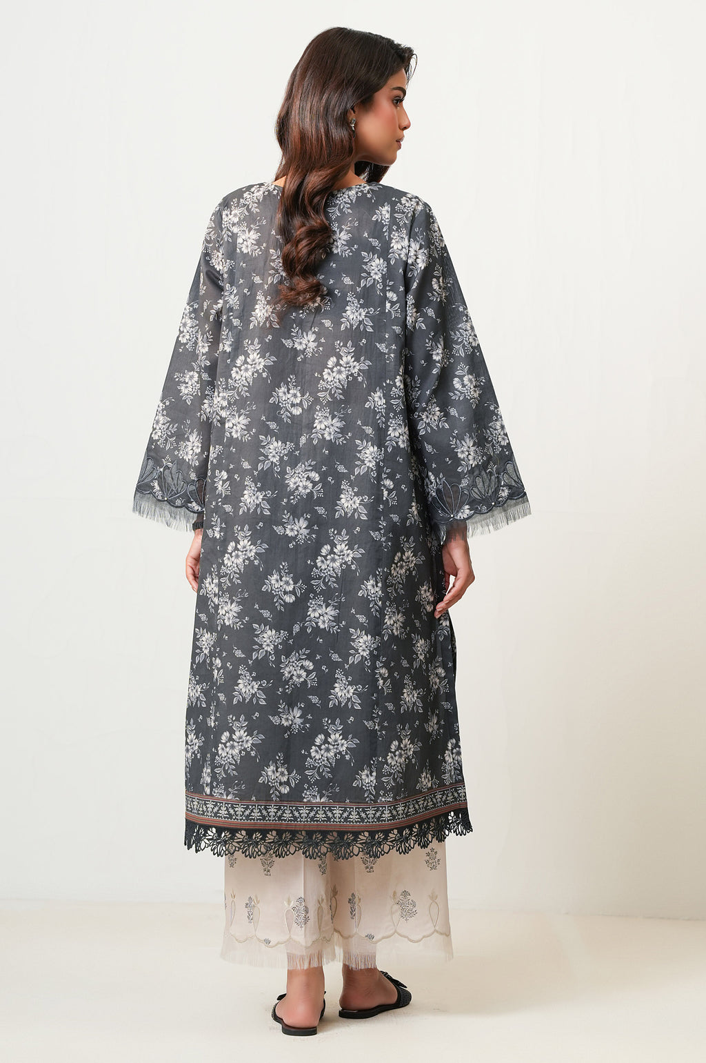 Unstitched 2 Piece Digital Printed Lawn Suit