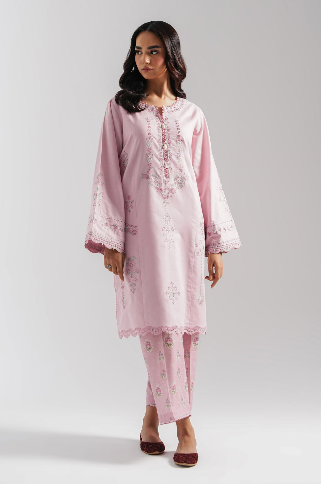 UNSTITCHED EMBROIDERED SUIT