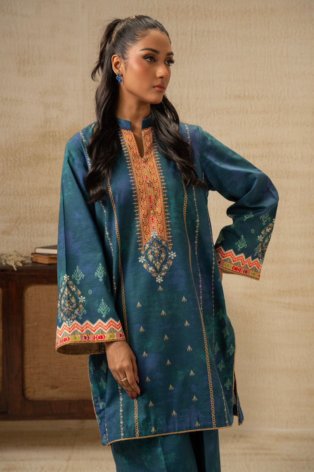 UNSTITCHED PRINTED SHIRT BOTTOM SUIT
