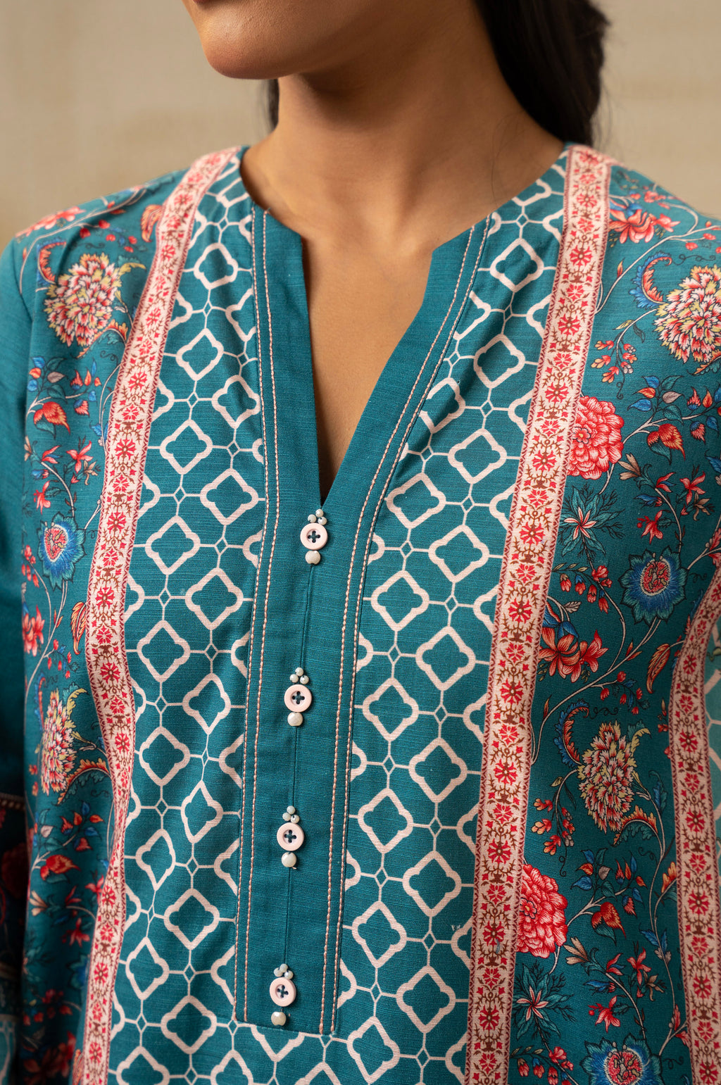 UNSTITCHED PRINTED SUIT