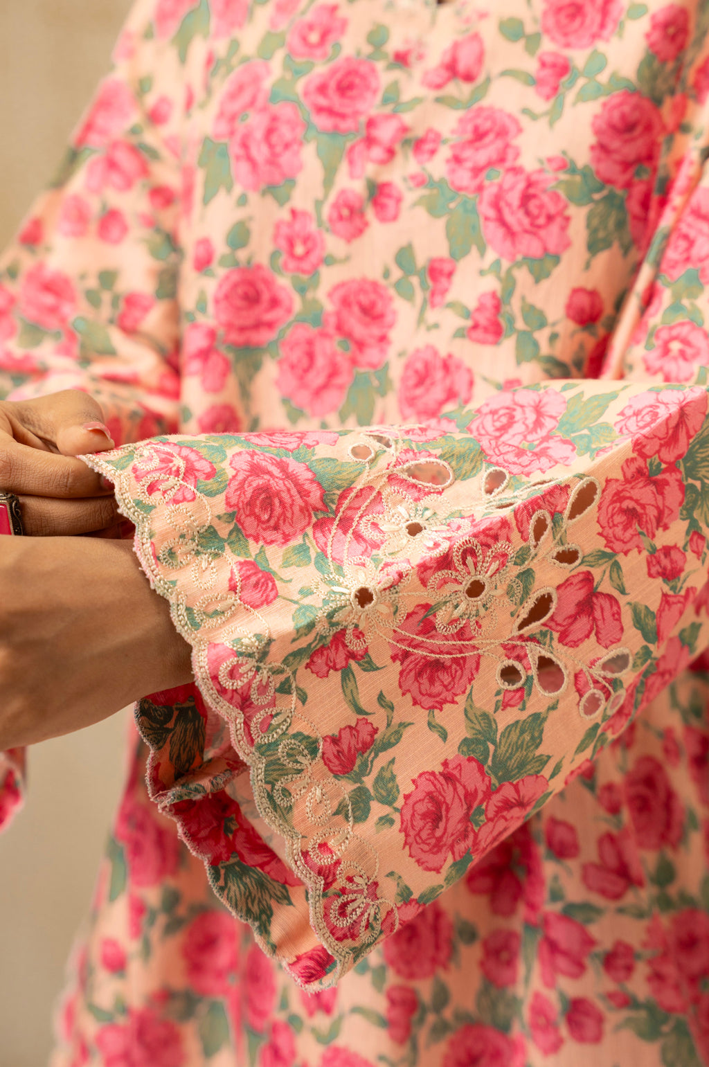 UNSTITCHED EMBROIDERED SUIT