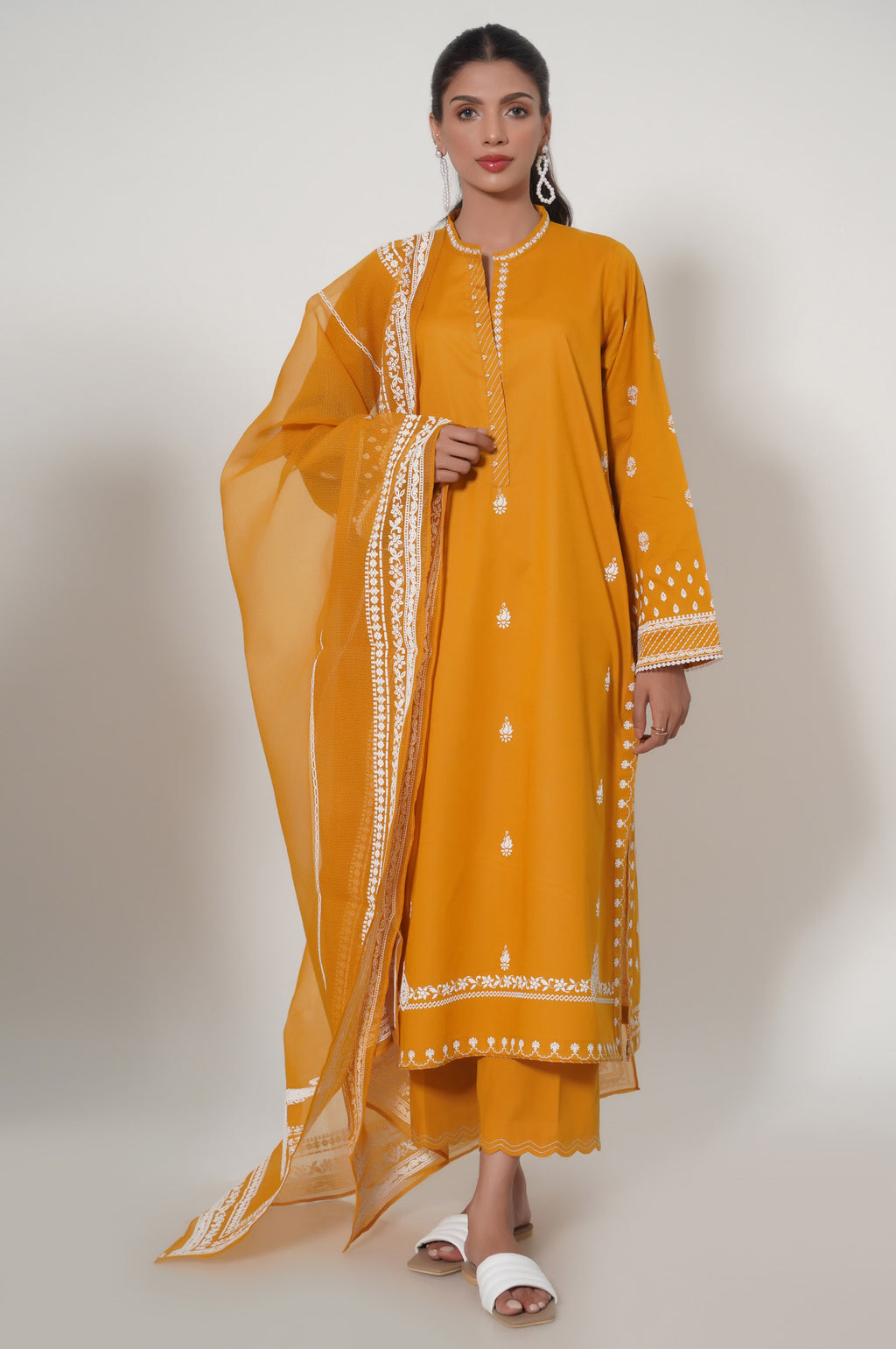 Stitched 3 Piece Puff Printed Lawn Suit