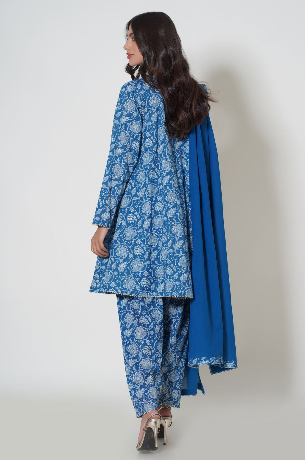 Unstitched 3 Piece Printed Cambric
