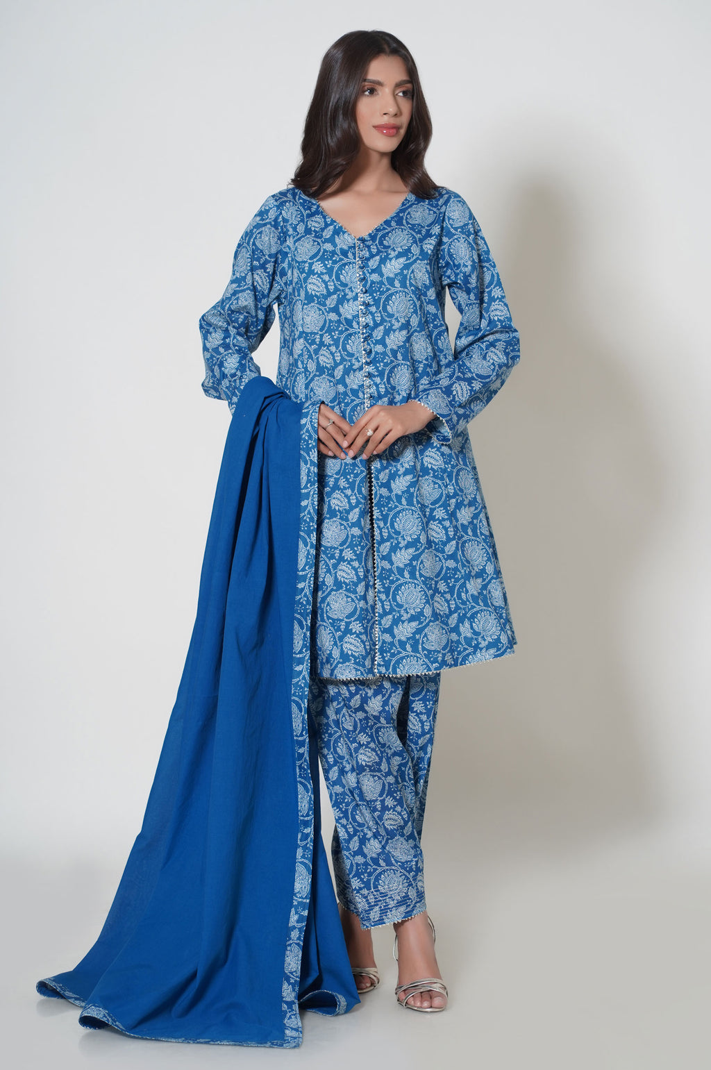 Unstitched 3 Piece Printed Cambric