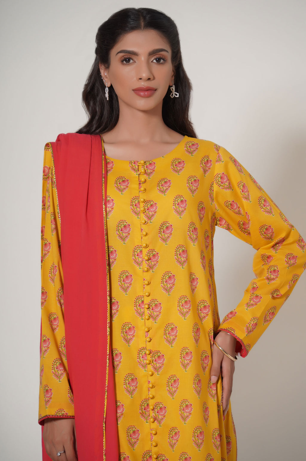 Unstitched 3 Piece Printed Cambric Suit