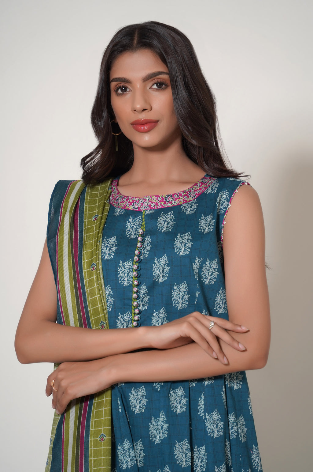 Unstitched 3 Piece Printed Cambric Suit