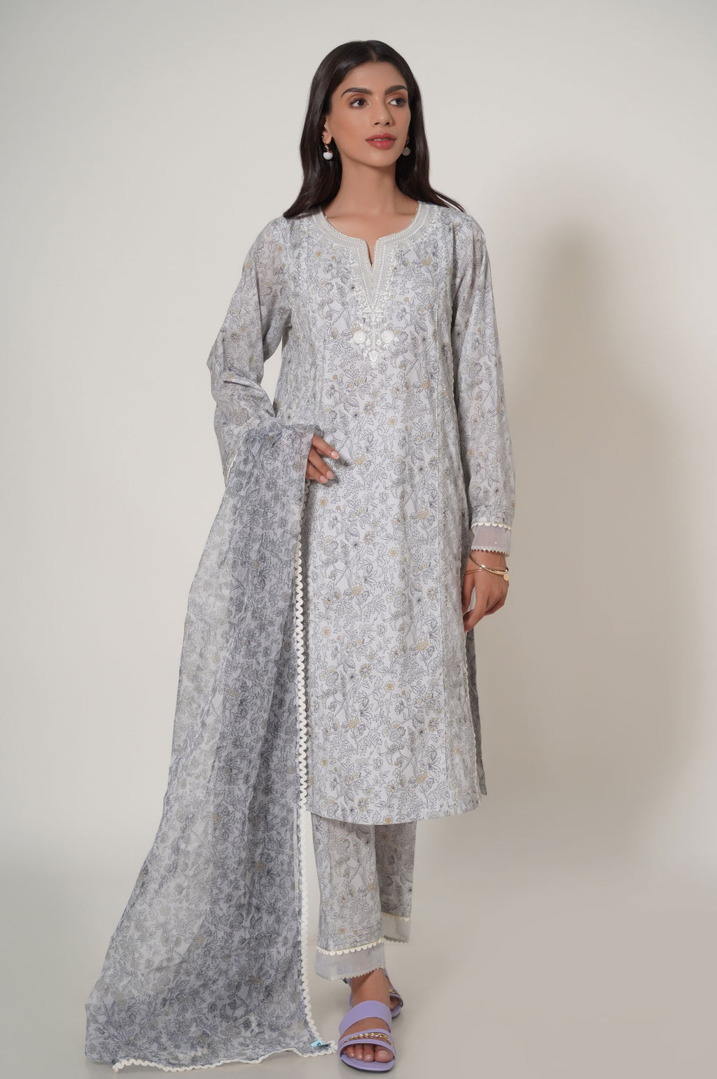 Unstitched 3 Piece Printed Cambric Suit