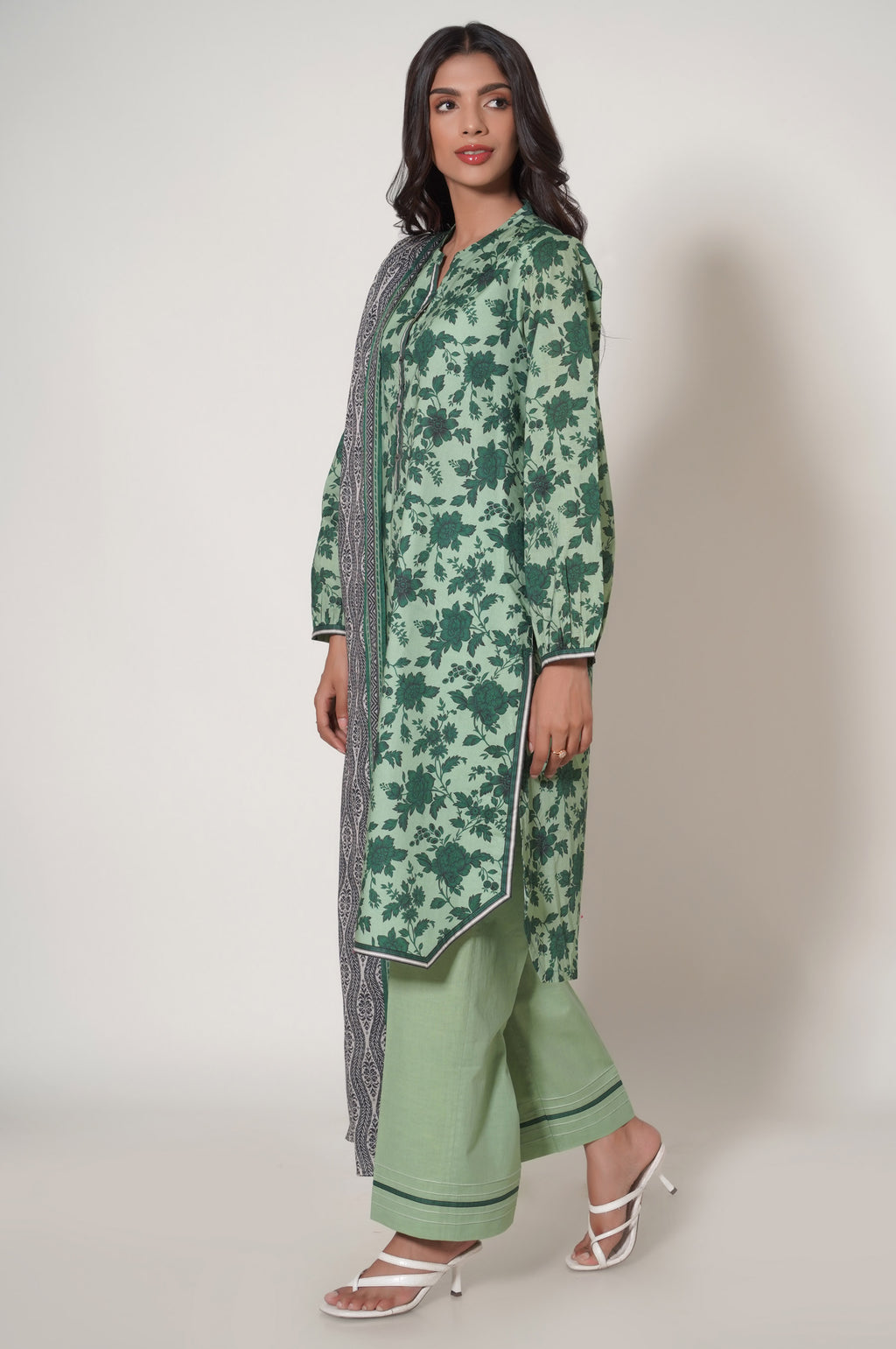 Stitched 3 Piece Printed Cambric Suit