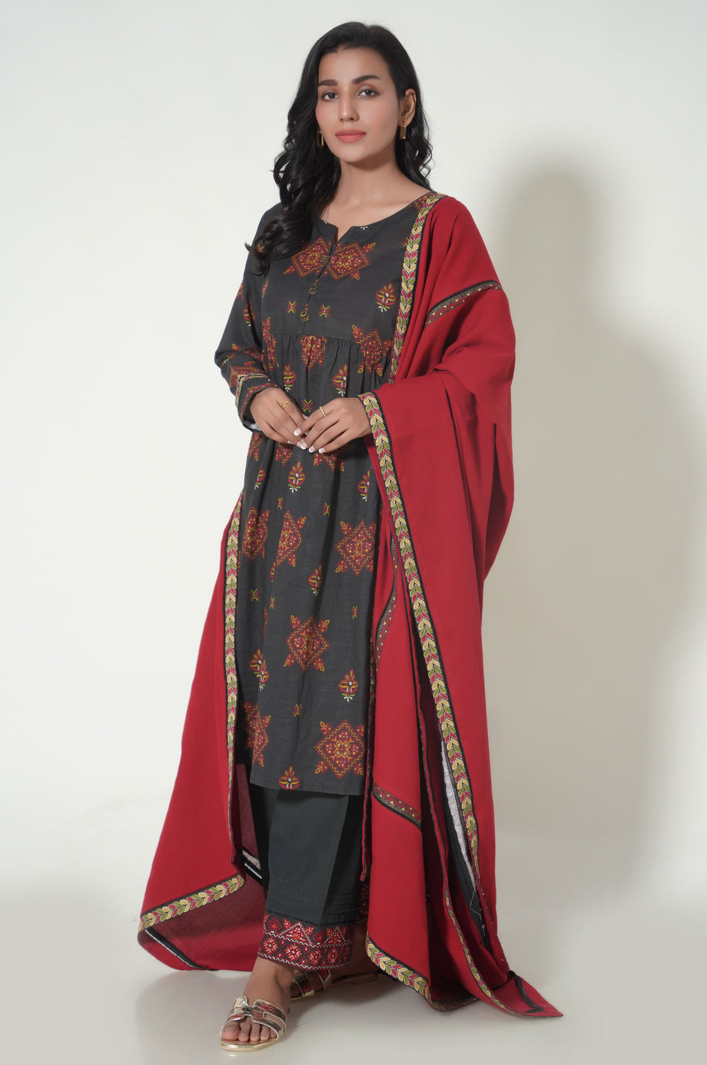 Unstitched 3 Piece Printed Cottle Suit