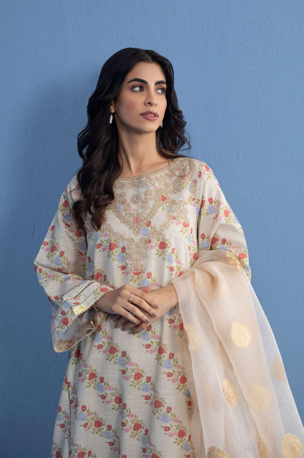 Stitched 3 Piece Printed Khaddar Suit