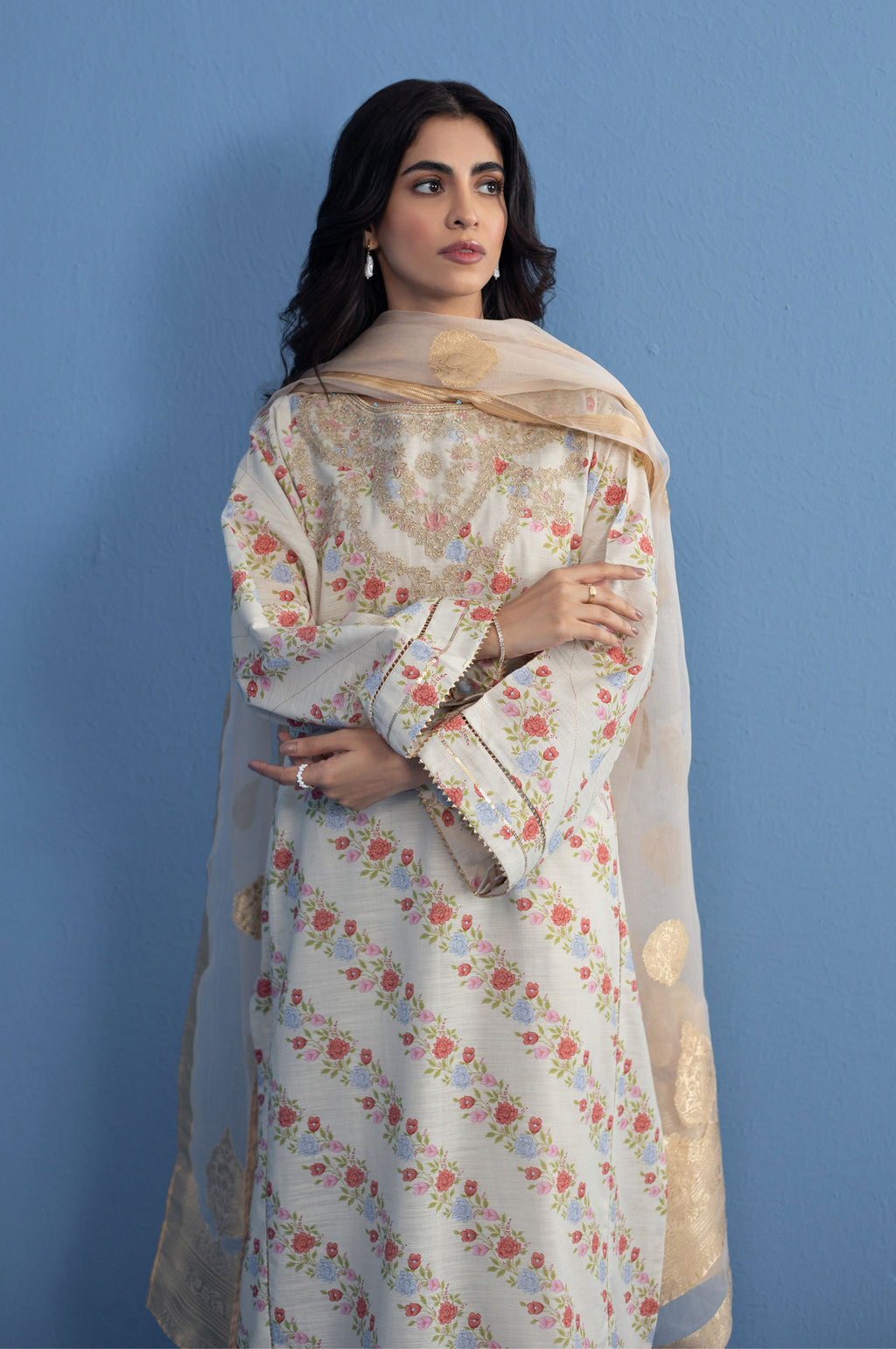 Stitched 3 Piece Printed Khaddar Suit