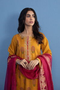 Unstitched 3 Piece Printed Khaddar Suit