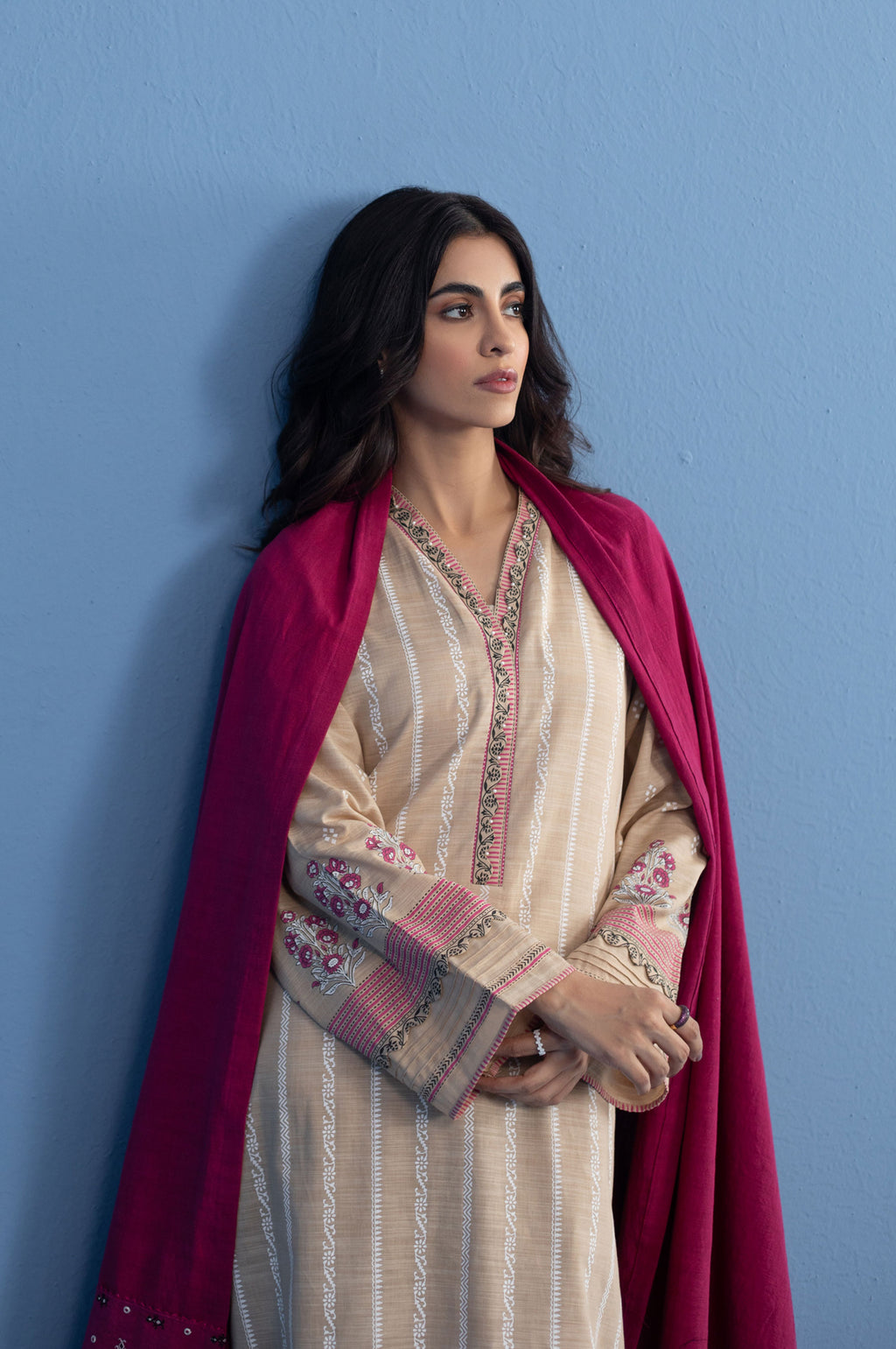 Unstitched 3 Piece Paste Printed Khaddar Suit