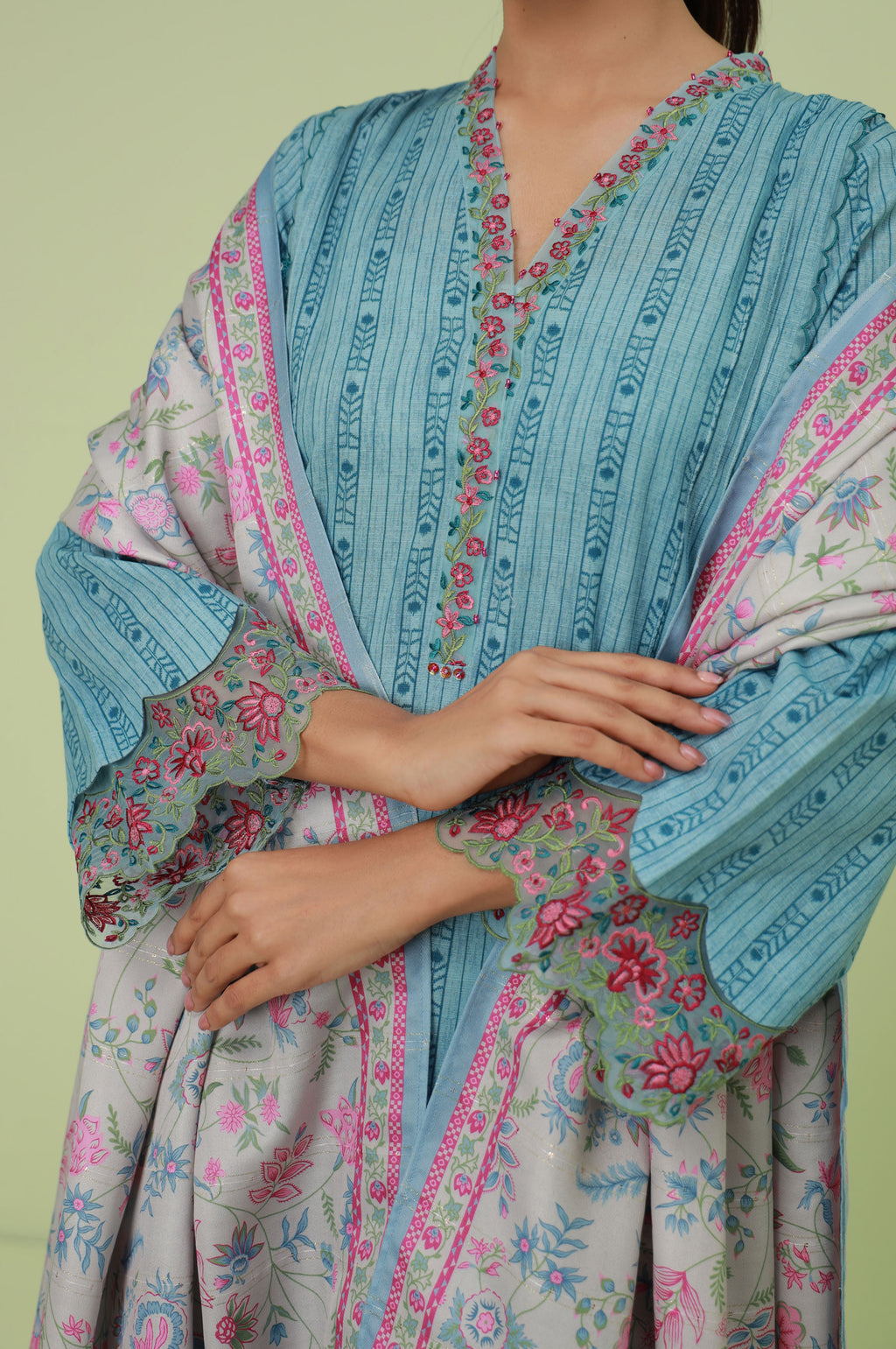 Unstitched 3 Piece Embroidered Khaddar Suit