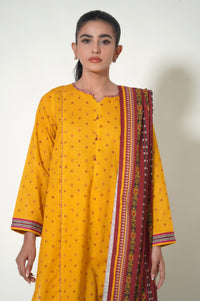Unstitched 3 Piece Printed Khaddar Suit