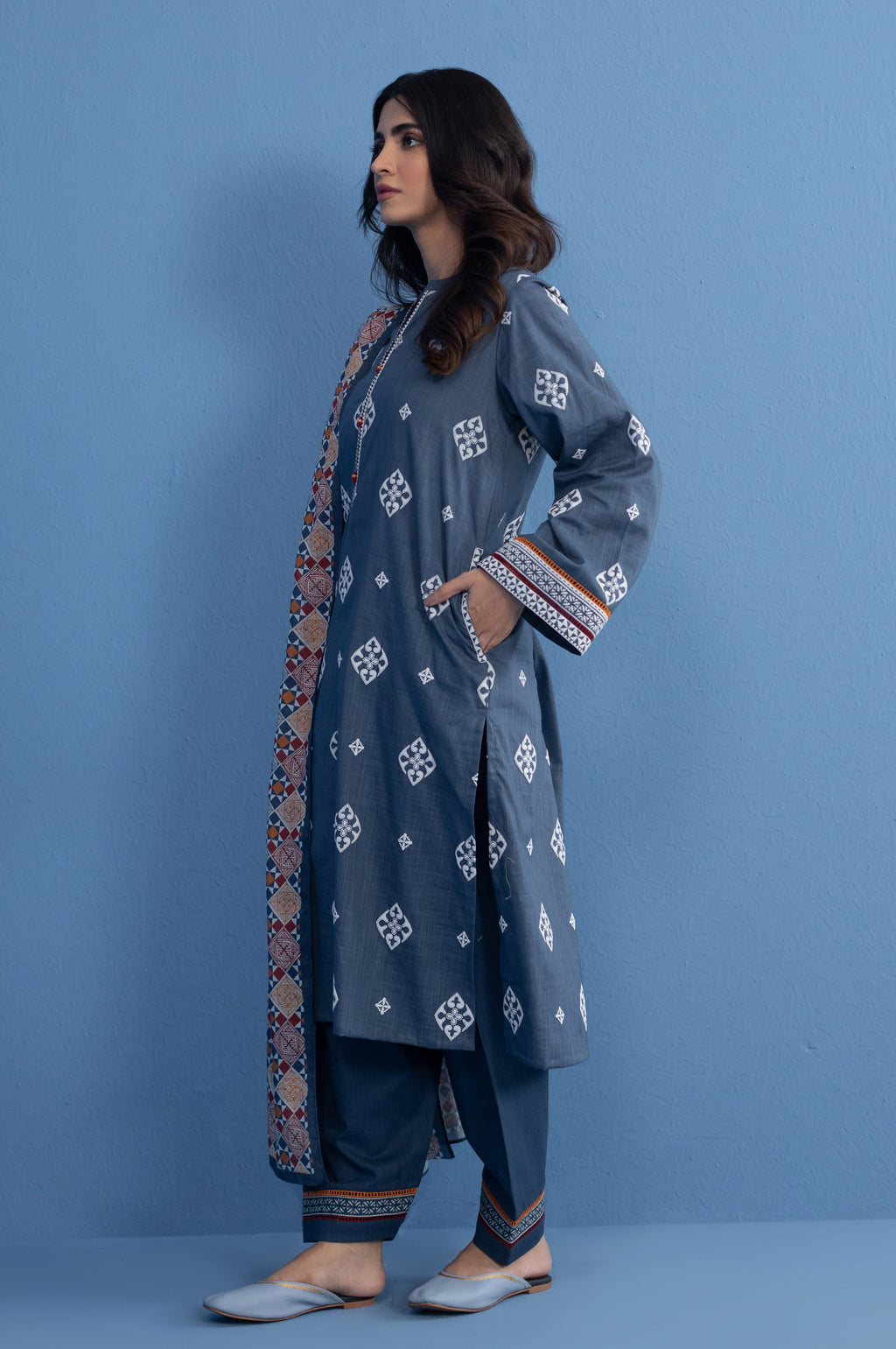 Unstitched 3 Piece slub printed suit
