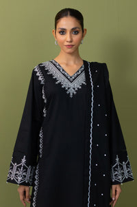 Unstitched 3 Piece Embroidered Khaddar Suit