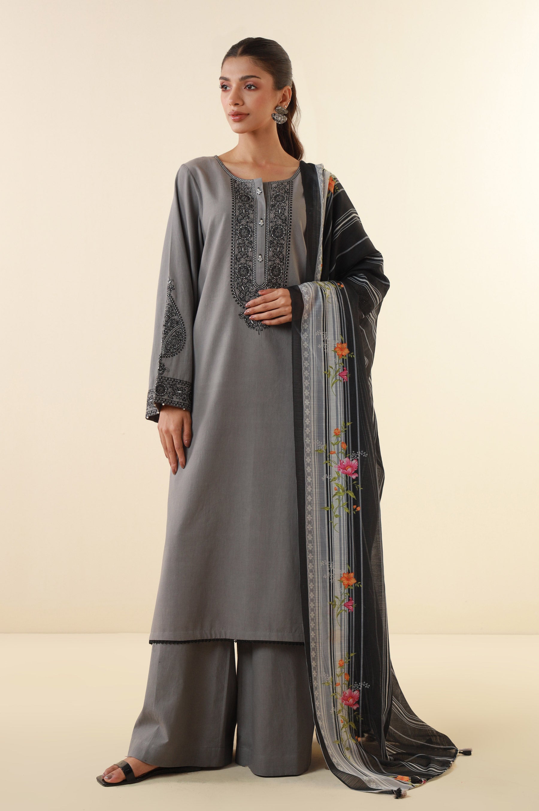 lawn dresses | Design ideas 2020 | Stiching ideas | Pakistani | Cotton |  Casual | Ideas… | Lawn dress design ideas 2020, New designer dresses,  Womens trendy dresses