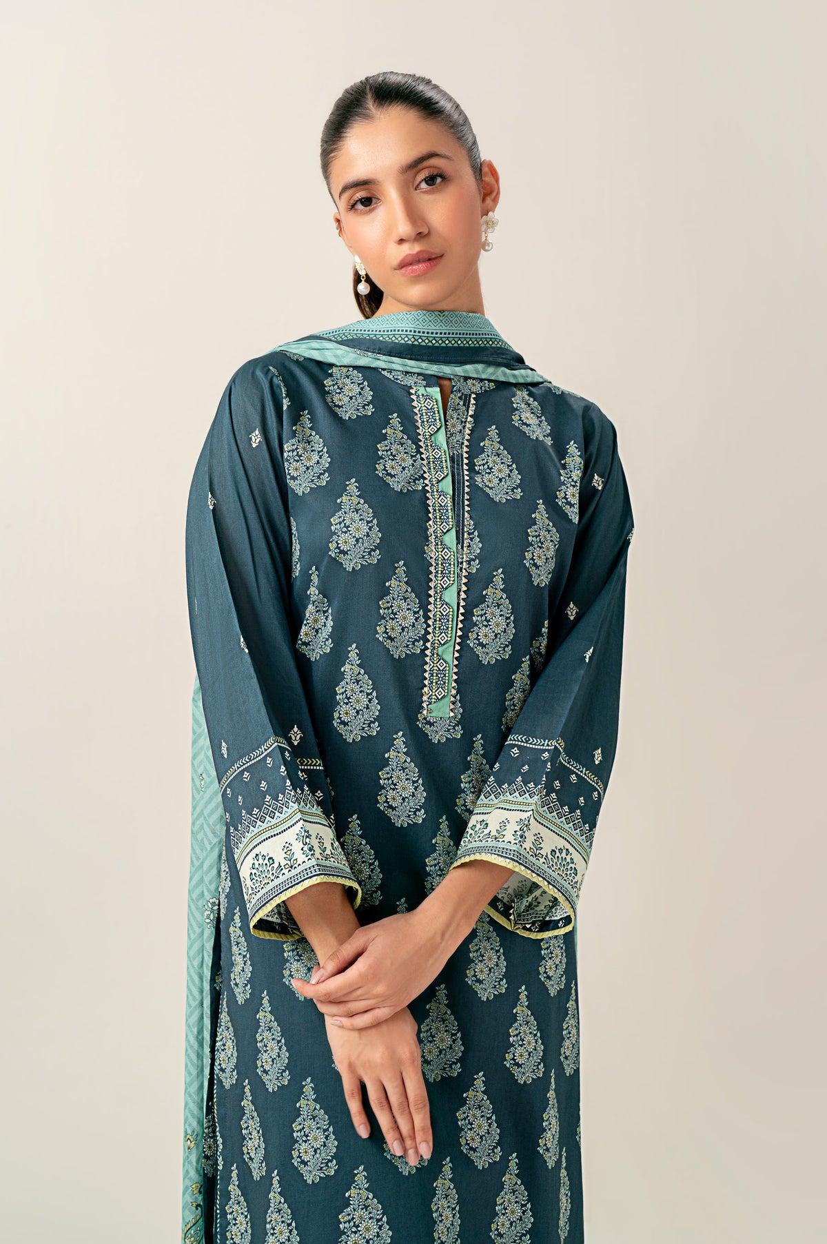 Unstitched 3 Piece Printed Lawn Shirt with Lawn Dupatta