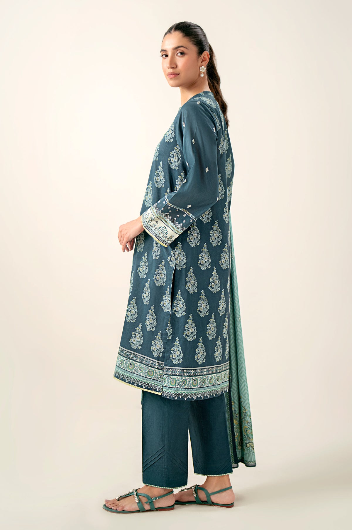 Unstitched 3 Piece Printed Lawn Shirt with Lawn Dupatta
