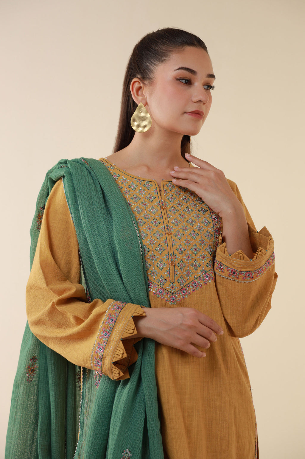 Unstitched 3 Piece Embroidered Textured Lawn Suit