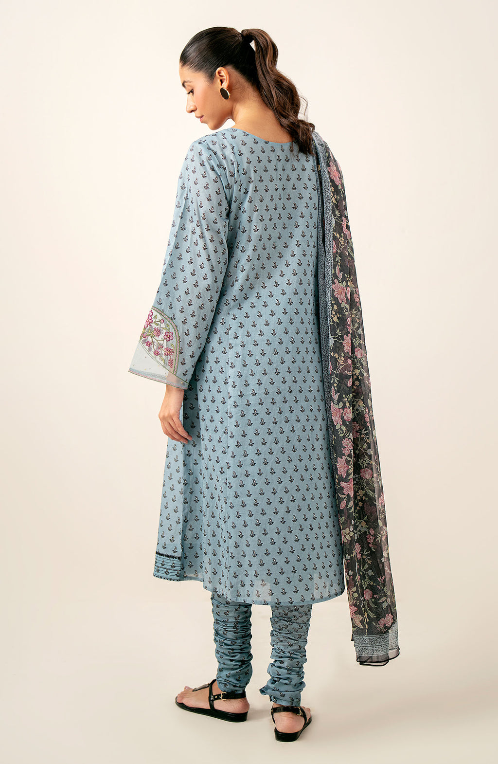 Unstitched 3 Piece Printed Lawn Shirt with Printed Chiffon Dupatta