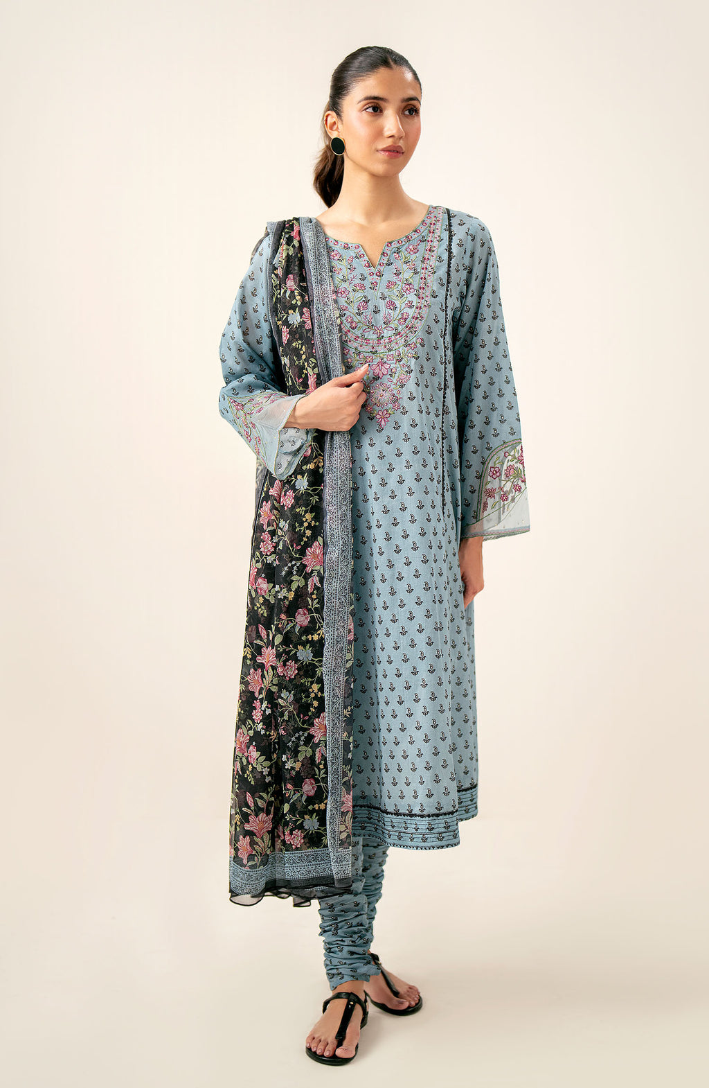 Unstitched 3 Piece Printed Lawn Shirt with Printed Chiffon Dupatta