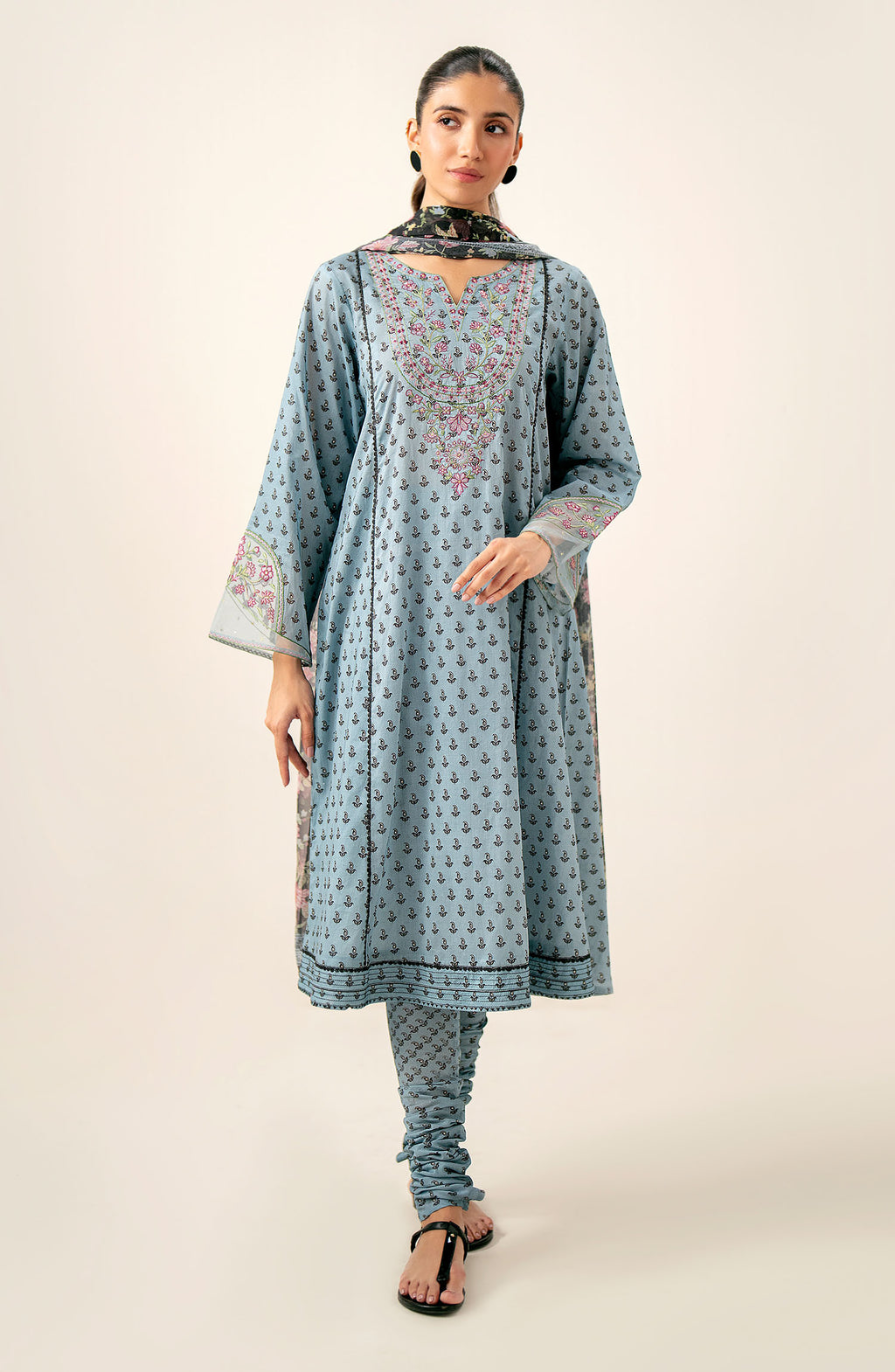 Unstitched 3 Piece Printed Lawn Shirt with Printed Chiffon Dupatta