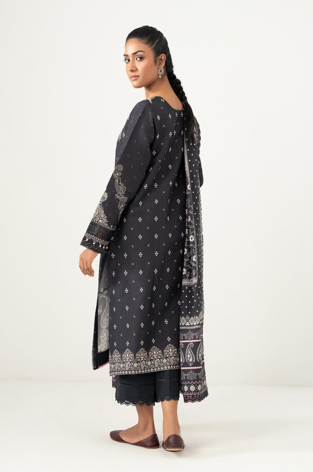UNSTITCHED PRINTED SUIT