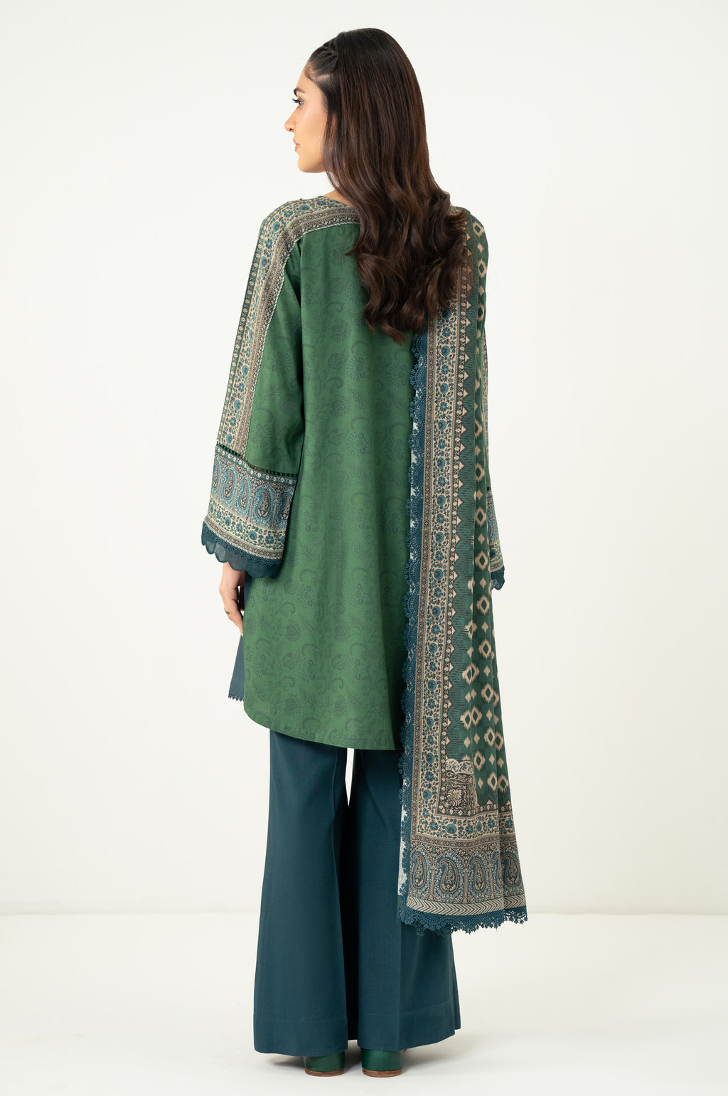 UNSTITCHED PRINTED SUIT