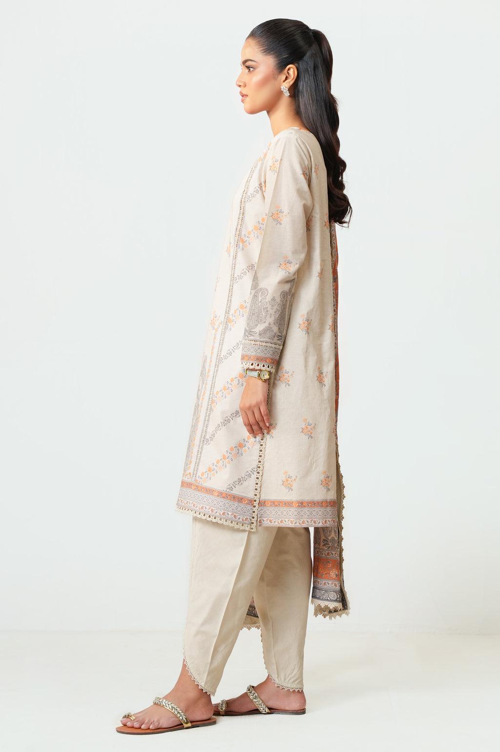 UNSTITCHED PRINTED SUIT