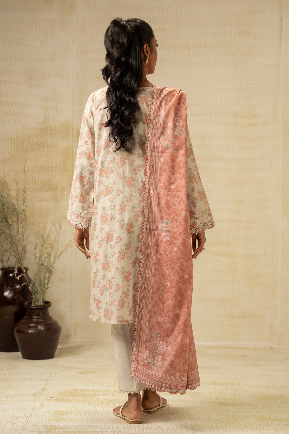EMBROIDERED LAWN UNSTITCHED 3 PIECE SUIT