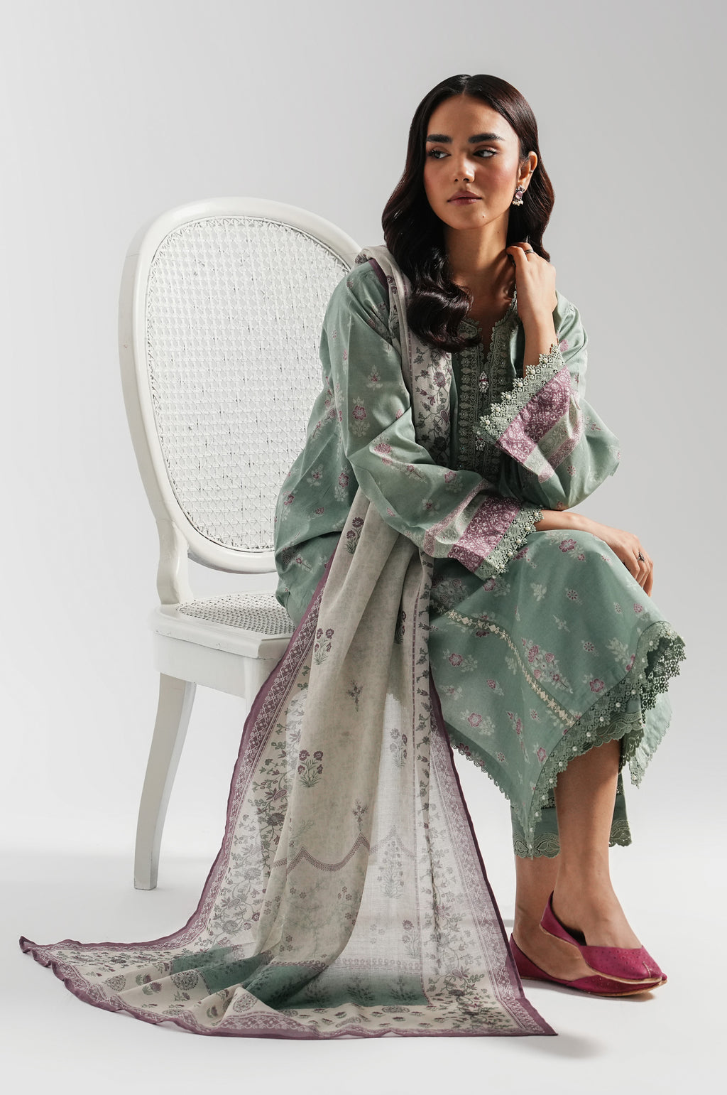 UNSTITCHED EMBROIDERED SUIT