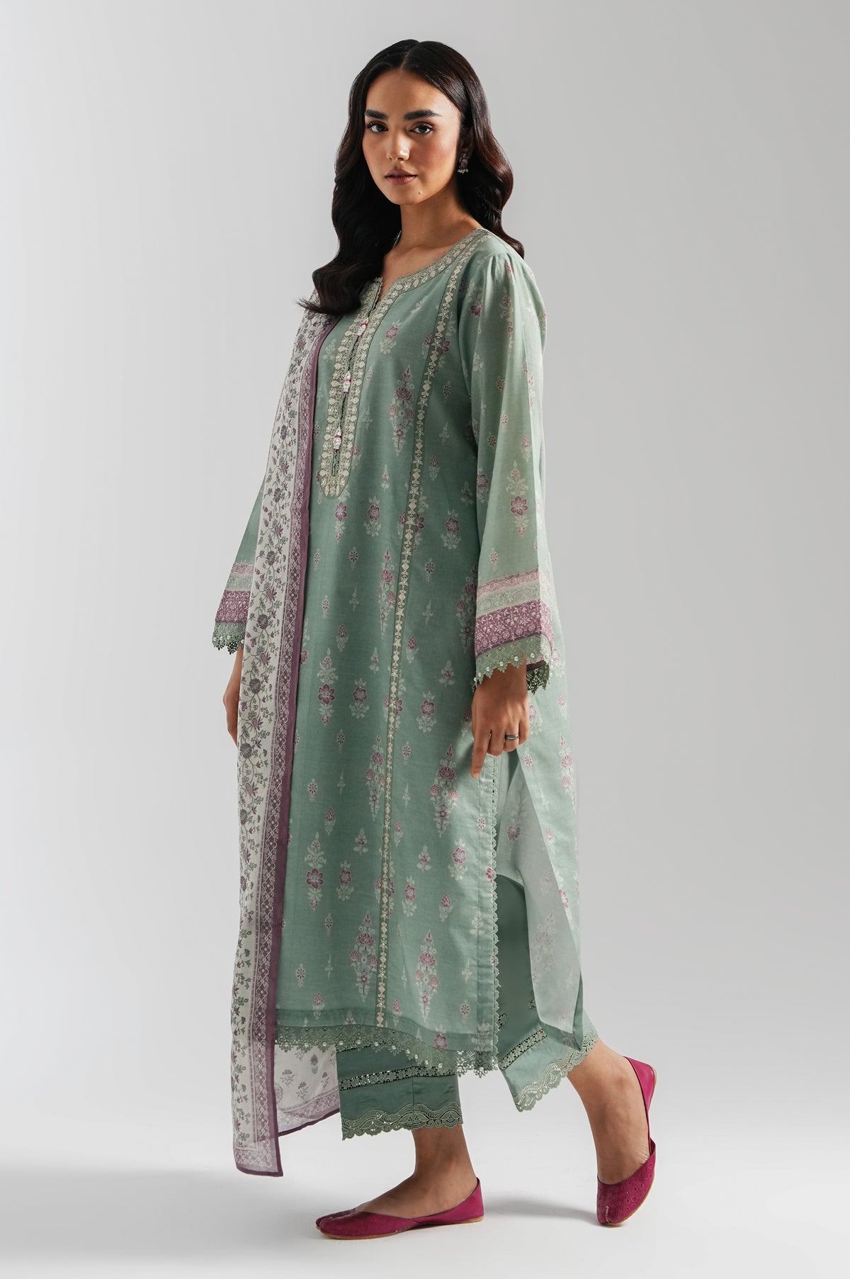 UNSTITCHED EMBROIDERED SUIT
