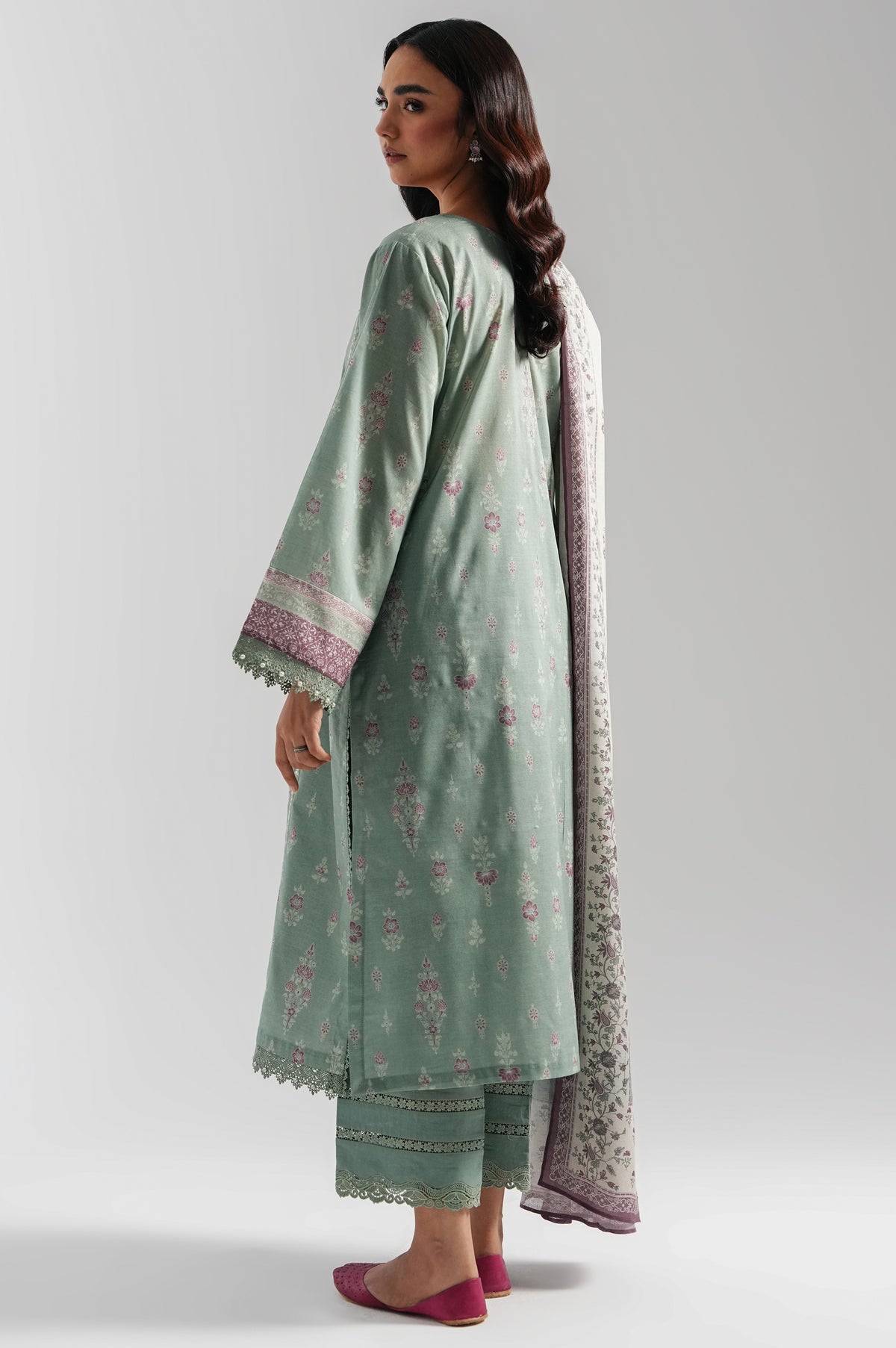 UNSTITCHED EMBROIDERED SUIT
