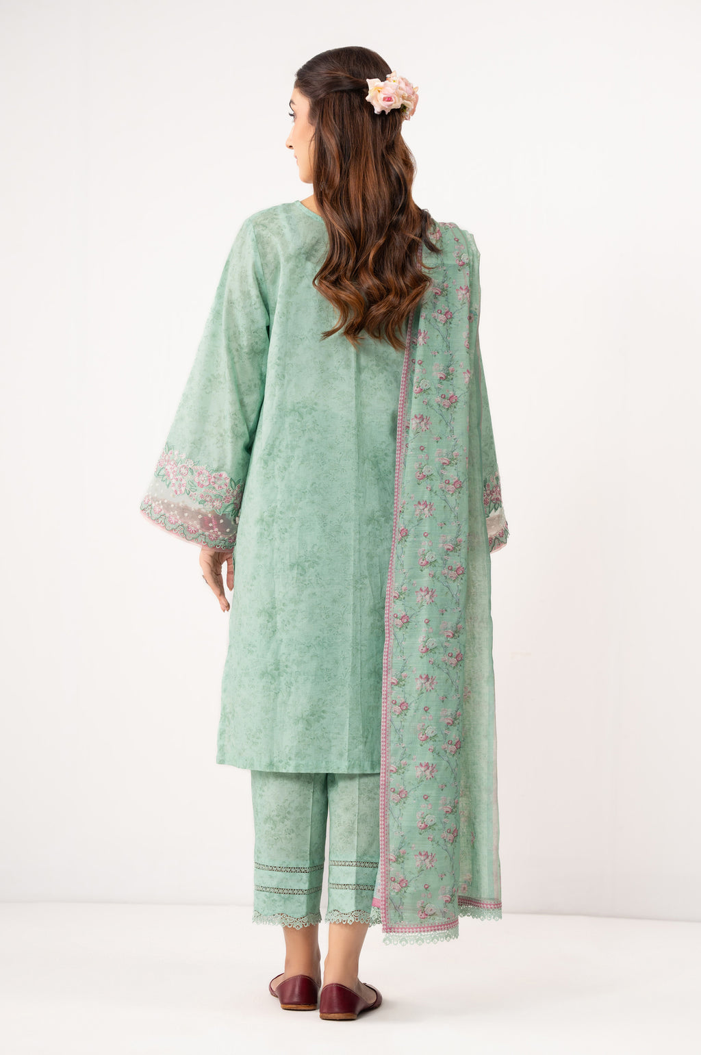 UNSTITCHED EMBROIDERED SUIT