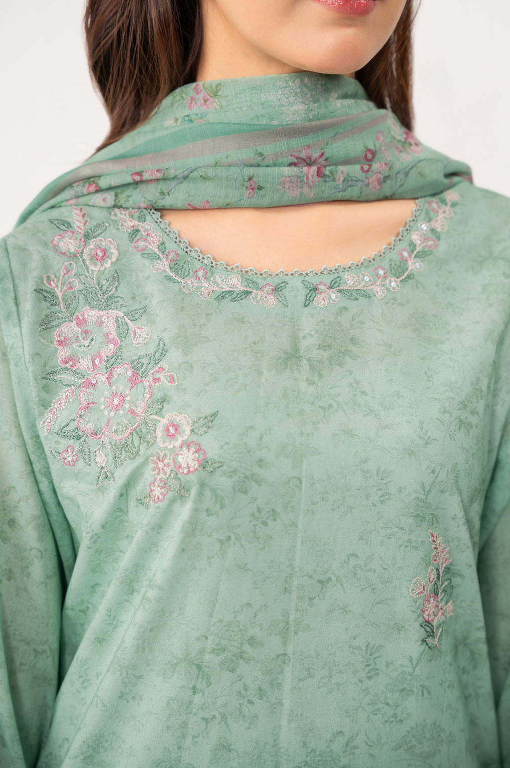 UNSTITCHED EMBROIDERED SUIT