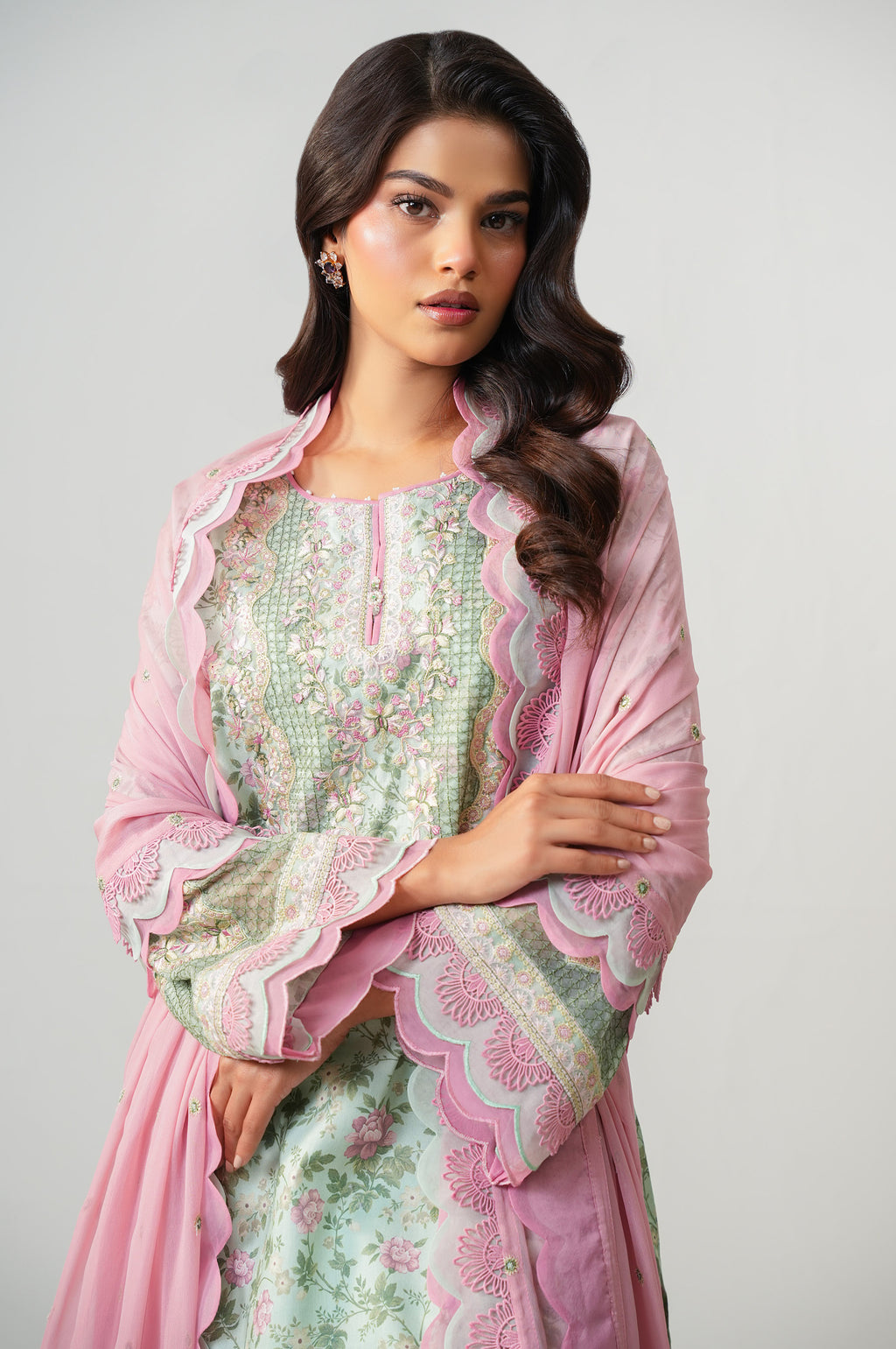 UNSTITCHED EMBROIDERED SUIT