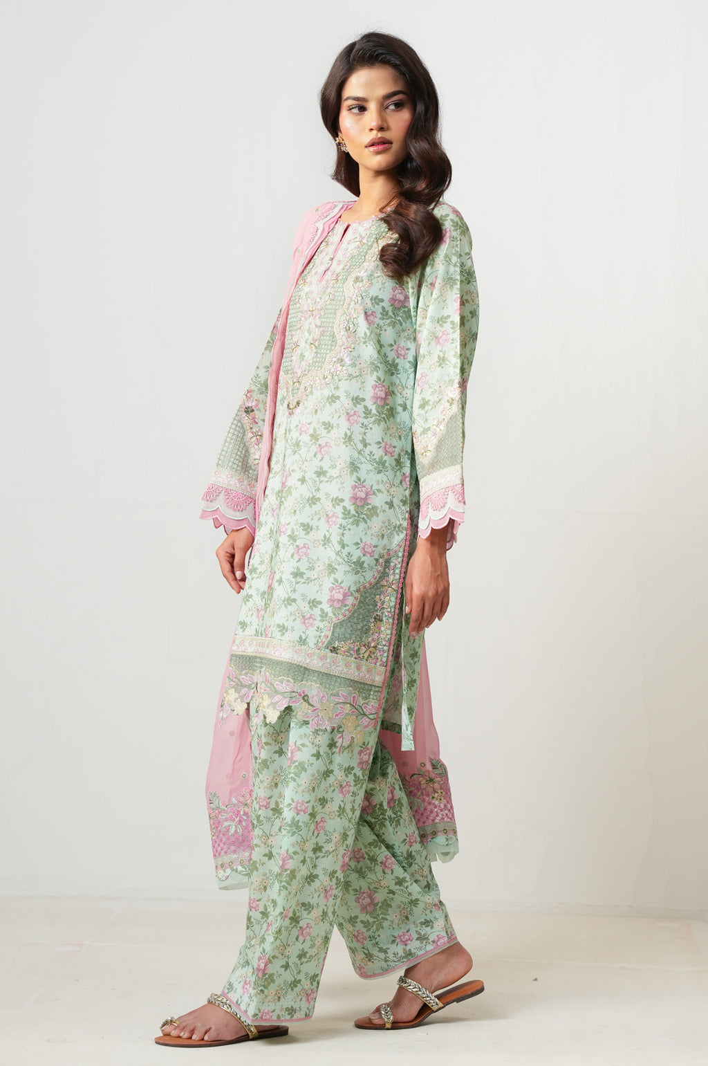 UNSTITCHED EMBROIDERED SUIT