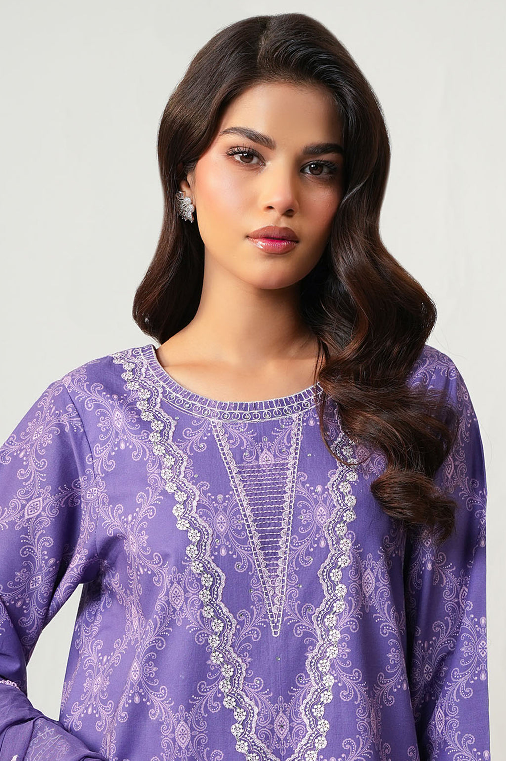 UNSTITCHED EMBROIDERED SUIT