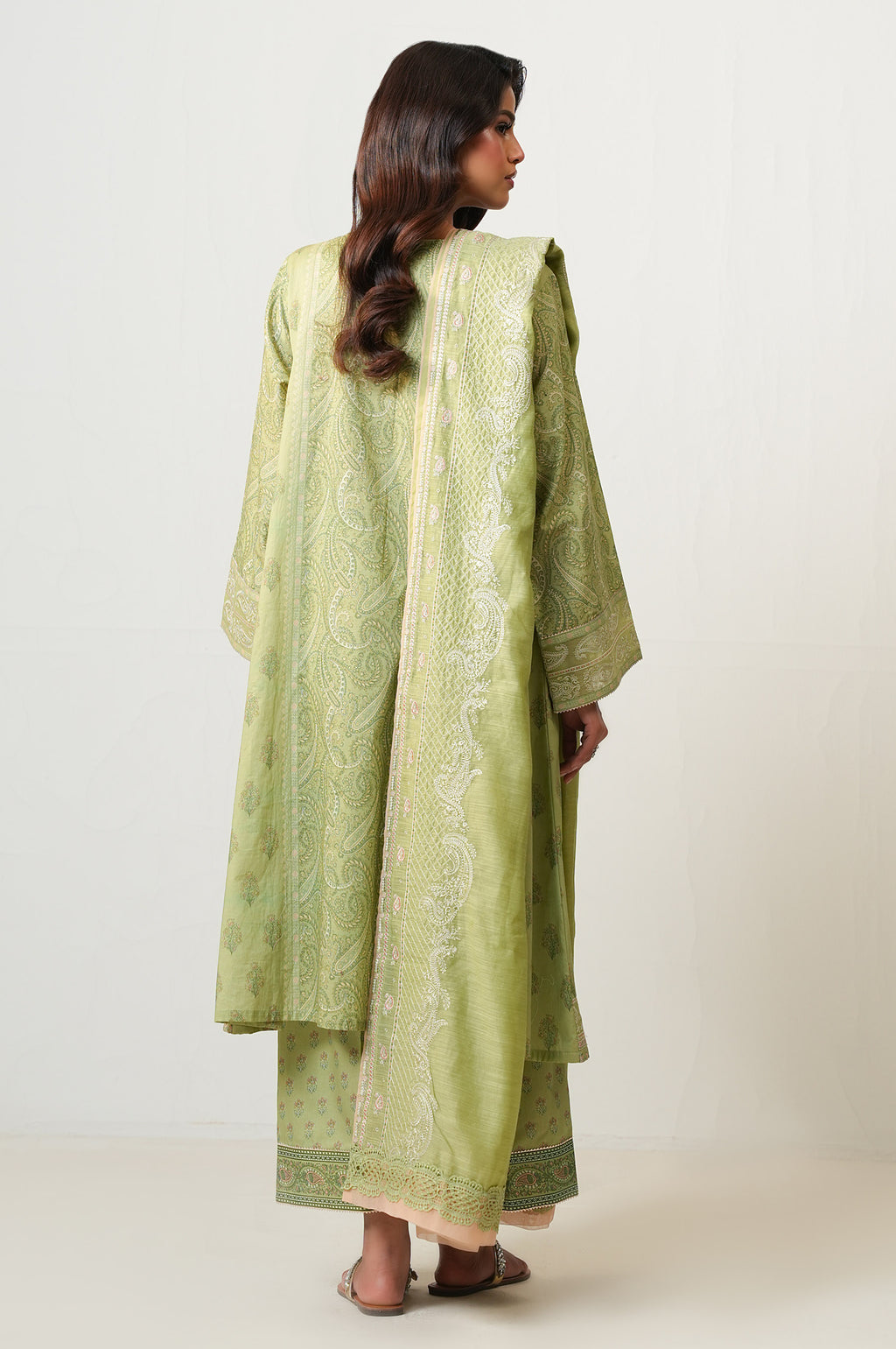 UNSTITCHED EMBROIDERED SUIT