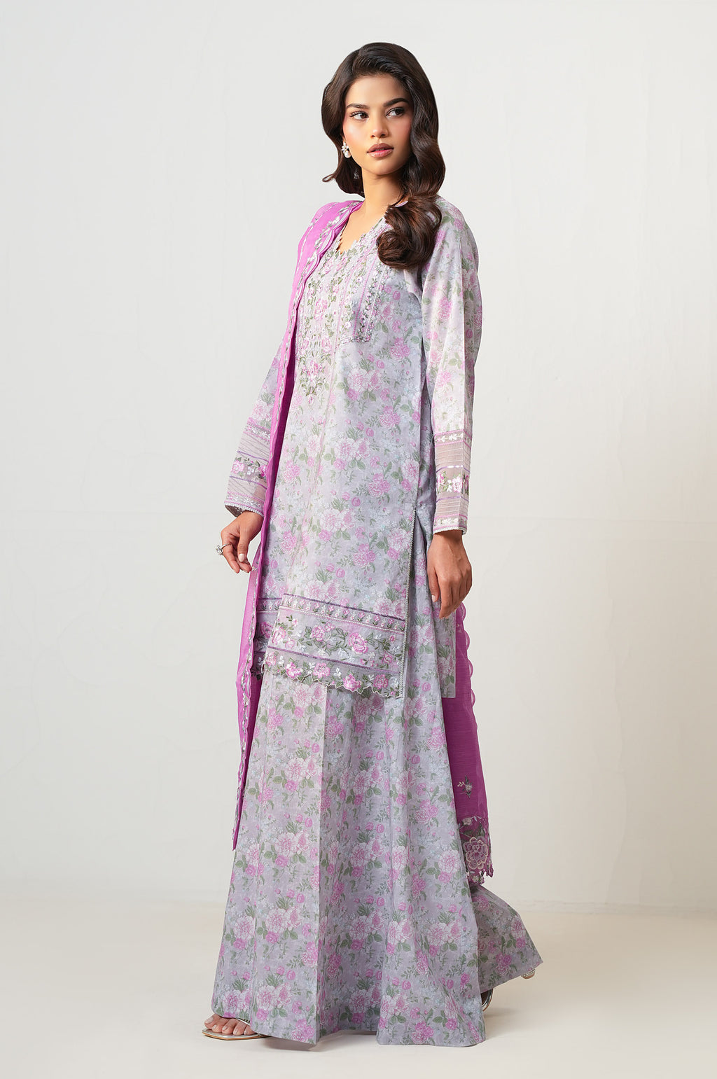 UNSTITCHED EMBROIDERED SUIT