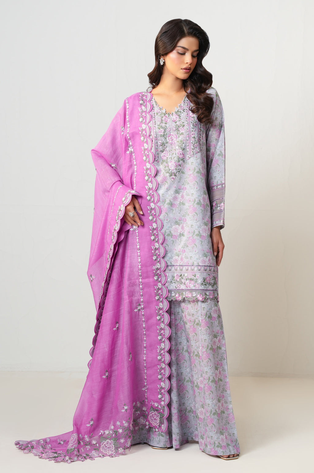 UNSTITCHED EMBROIDERED SUIT